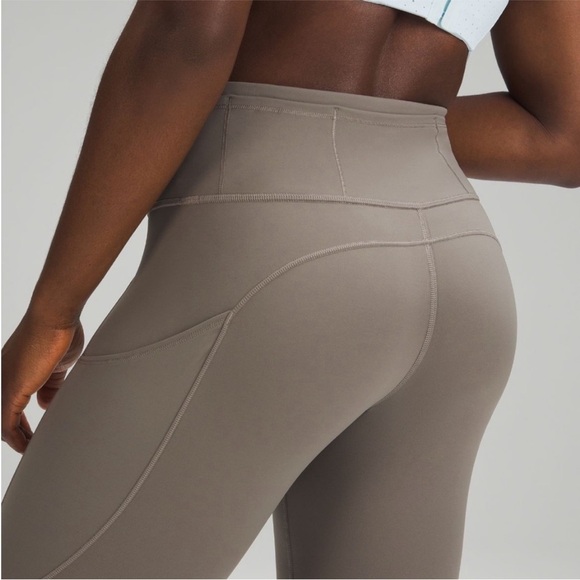 NWT Lululemon fast and free HR tight 25” in carbon dust - Picture 3 of 8